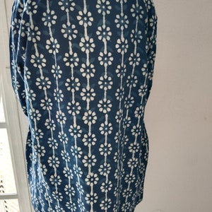 tunique indigo, tunique bio, cadeaux pour elle, tenue de villégiature, vêtements de plage, vêtement de bain, tunique en coton, tunique d'été, tunique bio, tunique bohème image 4