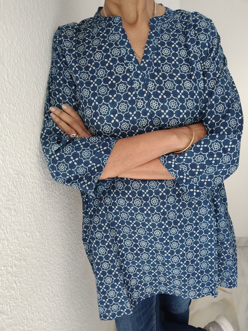 tunique en coton indigo, tenues de villégiature, vêtements d'intérieur, tunique biologique, tunique d'été, haut bohème, kurti indien, kurti en coton, tenue de bain, image 7