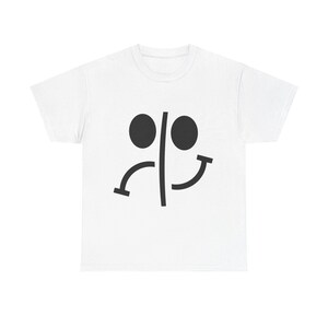 ハッピーサッドTシャツ｜表現力豊かなグラフィックTシャツ