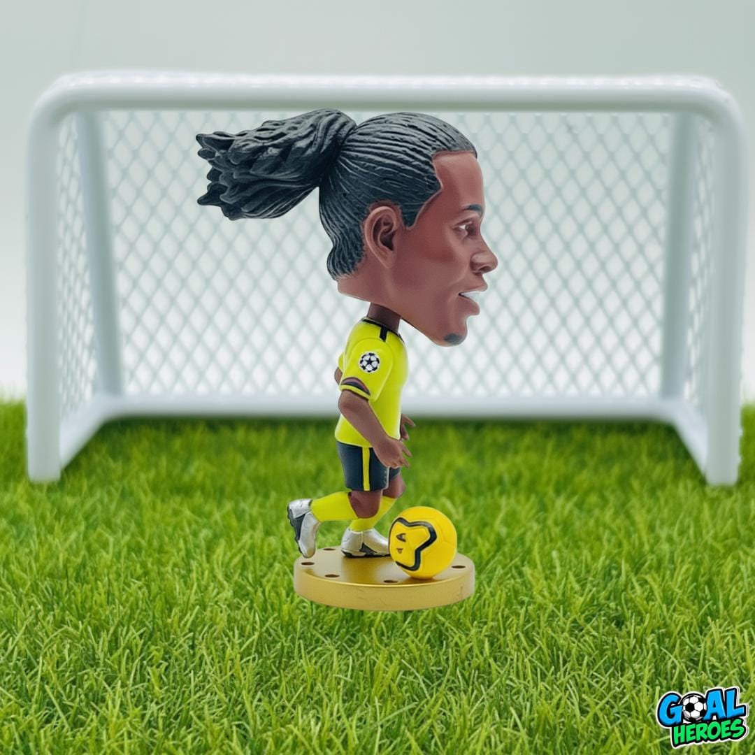 FC Barcelona Ronaldinho フィギュア Ronaldinho Figurine – FC Barcelona 2005/2006 UCL Kit | Mini