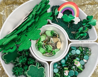 Invitation To Play | St. Patrick’s Day Sensory Bin | Sensory Play Fillers