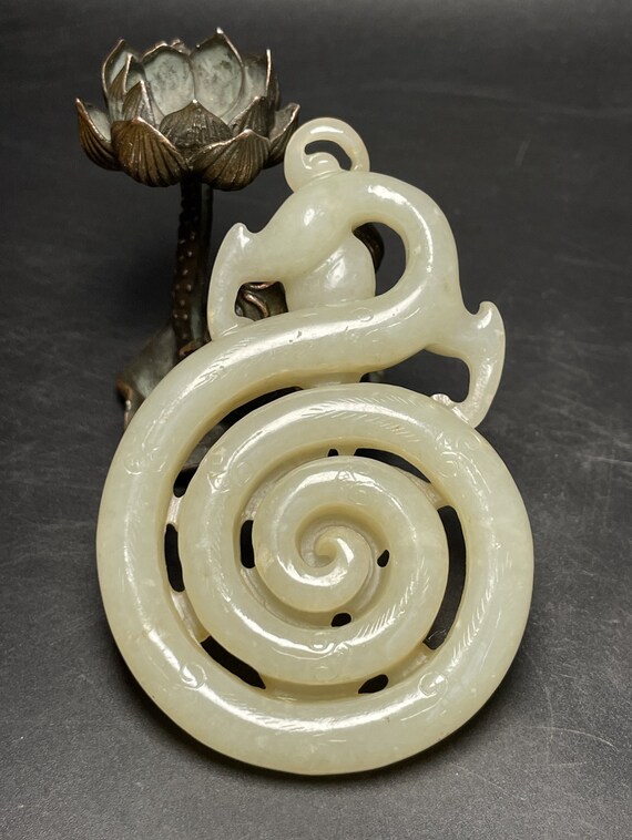 401192 Hetian jade hand-carved auspicious dragon … - image 4