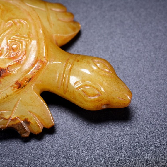 43250 Hetian jade hand-carved turtle pendant - image 7