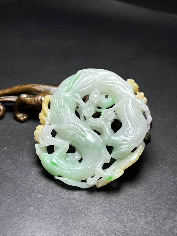 43341 Natural jadeite hand-carved with magpie and… - image 7