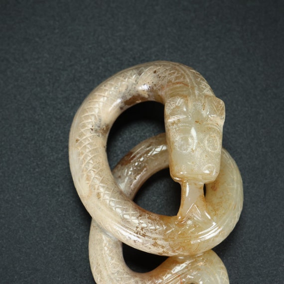 45153 Old chinese hetian jade carved snake pendant - image 7