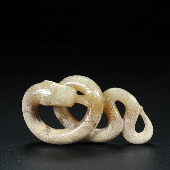 45153 Old chinese hetian jade carved snake pendant - image 5