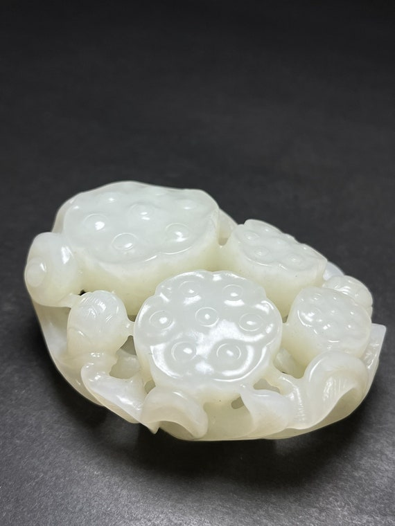 43184 Hetian white jade hand-carved lotus statue