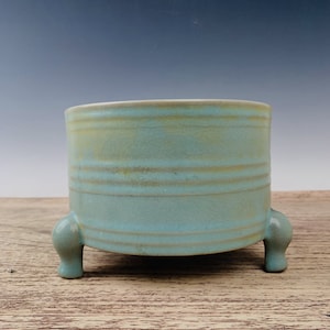 4451 Song Dynasty Ru kiln porcelain incense burner