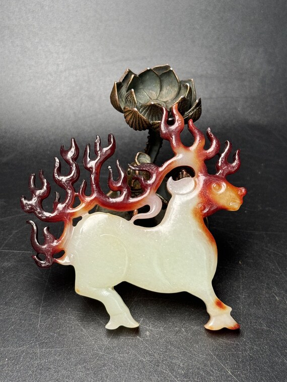 4221 Hetian jade hand-carved deer pendant - image 2