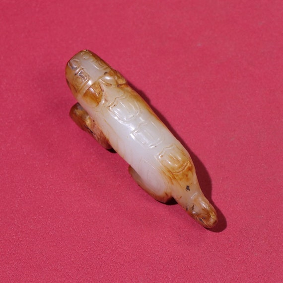 44296 Hetian white jade hand-carved tiger pendant - image 2