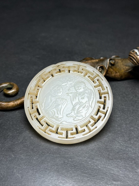 4424 Hetian jade white jade hand-carved pendant