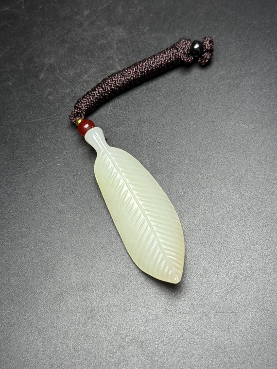 44188 Hetian jade hand-carved leaf pendant - image 2