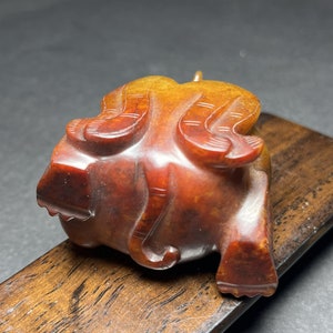 44270 Hetian jade hand-carved auspicious beast pendant image 6