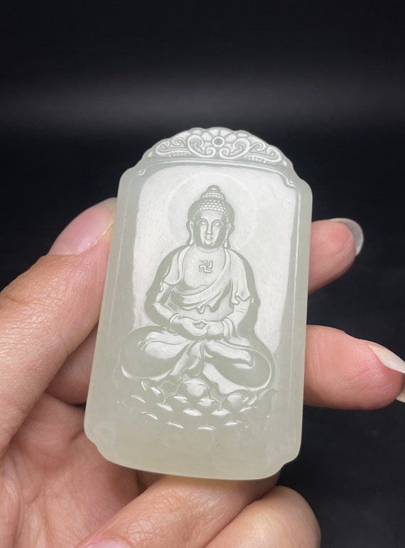 37209 Hetian jade hand-carved guanyin pendant