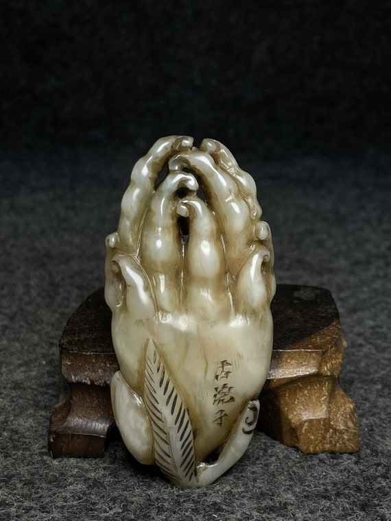 4402 Natural Shoushan stone hand-carved Fo shou pe