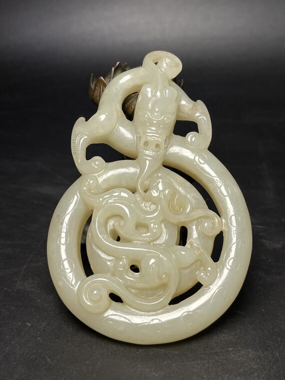 401192 Hetian jade hand-carved auspicious dragon … - image 2