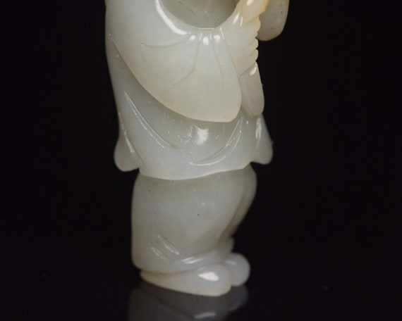 40159 Hetian jade hand-carved children pendant - image 6