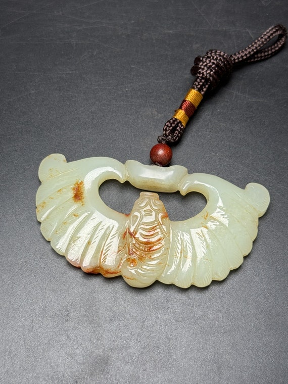 43363 Hetian jade hand-carved bat pendant