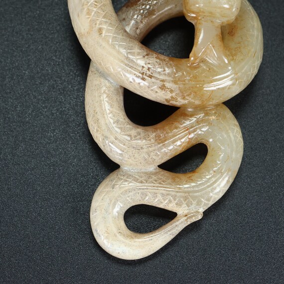 45153 Old chinese hetian jade carved snake pendant - image 8