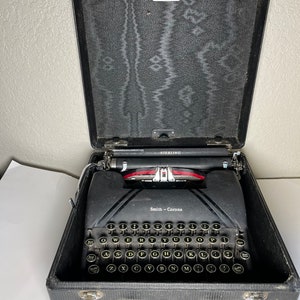 Vintage Typewriter- Smith Corona - Etsy