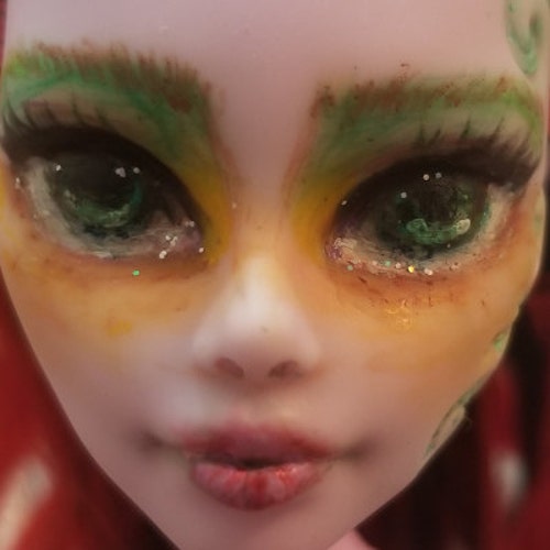 A Fashion Fairytale Shyne Doll 2009