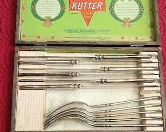 Cubiertos antiguos "Keen Kutter" de E.C. Simmons, cuchillos y tenedores.