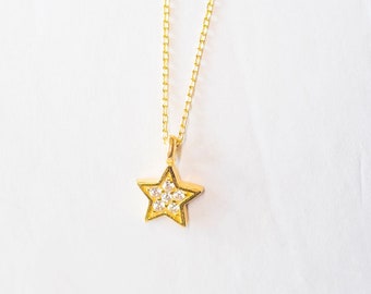 Ultra Tiny Star Charm Necklace, 14k Gold Filled Handmade Necklace CZ Star Pendant Charm, , Gold Comet Necklace, Dainty Celestial Jewelry