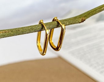Silver Rectangular Hoop Earrings, Dainty & Minimalist Oblong Rectangle Hoop Earrings, Chunky Gold Silver Rectangle Hoop Earrings