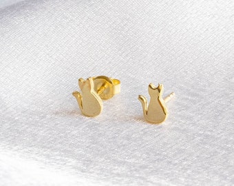 Pendientes de gato de plata de ley 925 - Pendientes minimalistas lindos de oro - Pendientes de gatito - Pequeñas joyas de gatos pequeños - Regalos para mascotas para amantes de los gatos