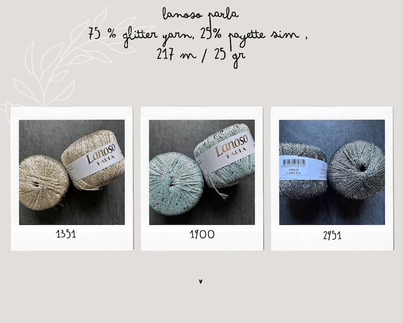 Op de afbeelding: Drie bollen garen in verschillende kleuren: goud, lichtblauw met witte stippen en donkerblauw met zilveren stippen. Elke bol is gelabeld met "Lanoso" en heeft een nummer: 1351, 1700 en 2751. Het garen is 75% glitter en 25% payette sim, 217 meter per 25 gram.