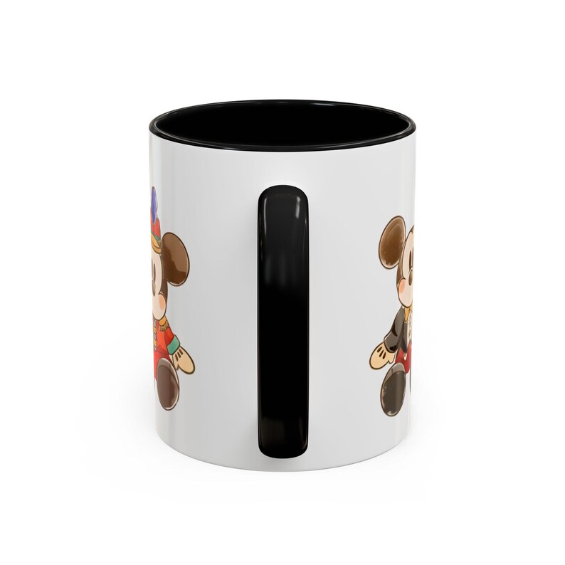 Taza de café con detalles de Mickey Mouse a través de los tiempos / Opción de nombre personalizado imagen 15