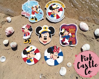 Disney Cruise Door Magnets Set of 7 | Personalised Cruise Door Decorations | Cabin Door Decor | Family Cruise Gift | Holiday Door Magnets