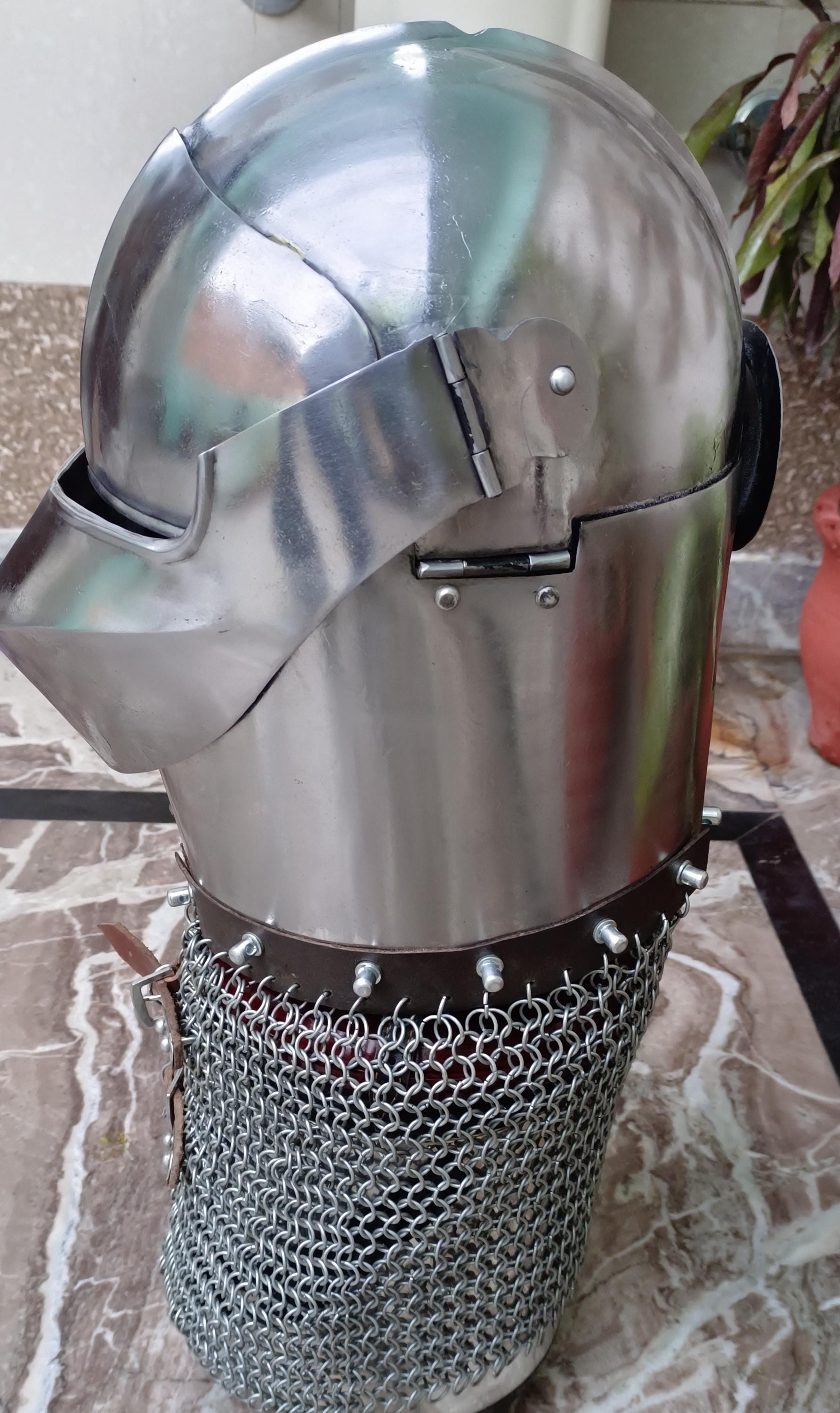 Knights Armor With Rondel, Gothic European Close Helmet 16 Gauge Steel ...