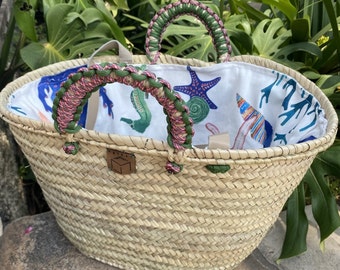 Handwoven Palm Basket Bag with Fabric Lining