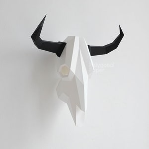 Stierschädel: Digitale Dateien für Papercraft. Druckbare PDF-Vorlage, DXF-Zeichnungen für Silhouette. 3D Origami Low Poly Modell DIY.