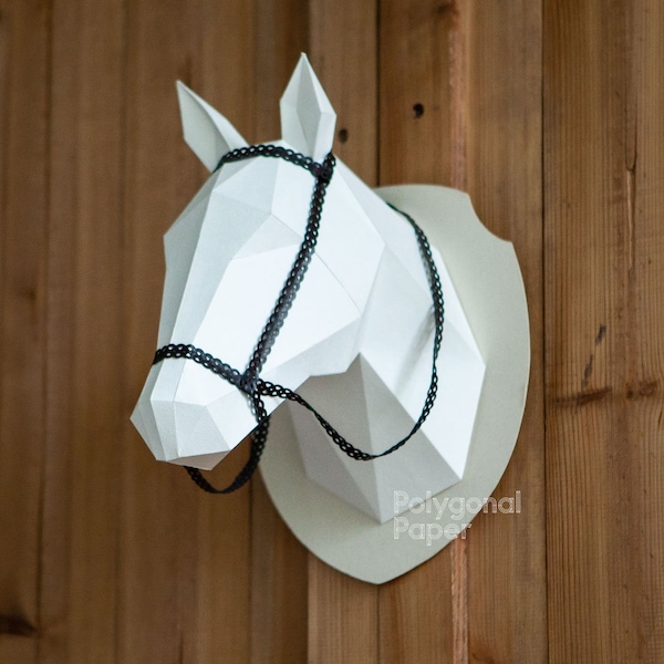 Tête de cheval : Fichiers numériques pour Papercraft. Modèle PDF imprimable, dessins DXF pour Silhouette. Modèle 3d Origami Low Poly DIY.