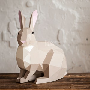 Coniglio S: file digitali per Papercraft. Modello PDF stampabile, disegni DXF per Silhouette. Scultura 3d fai da te del modello Bunny Low Poly.