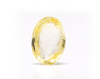 100% Natural Yellow Sapphire 4.42 Carat, Excellent Oval Shape Natural Sapphire Earth mined, Ceylon Sapphire, Sri Lanka Sapphire Certified