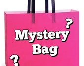 Mystery Makeup bag, eyeliner, lipstick, makeup, cosmetics, liquid lipstick, mystery, bundle, makeup bundle
