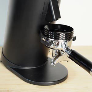 DF64/ DF83 Improved Portafilter Holder and Magnetic Funnel (58mm size, 2 ears)