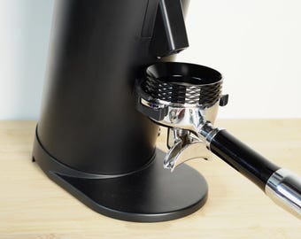 DF64/ DF83 Siebträgerhalter und magnetischer Trichter (58mm Grösse)