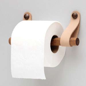 Leather toilet paper holder, wall mounted wooden toilet roll holder, leather and wood bathroom decor zdjęcie 4
