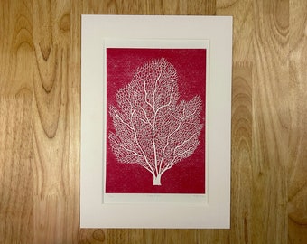 Linogravure originale « Sea Fan » Encre corail, cuivre ou rose sur papier blanc