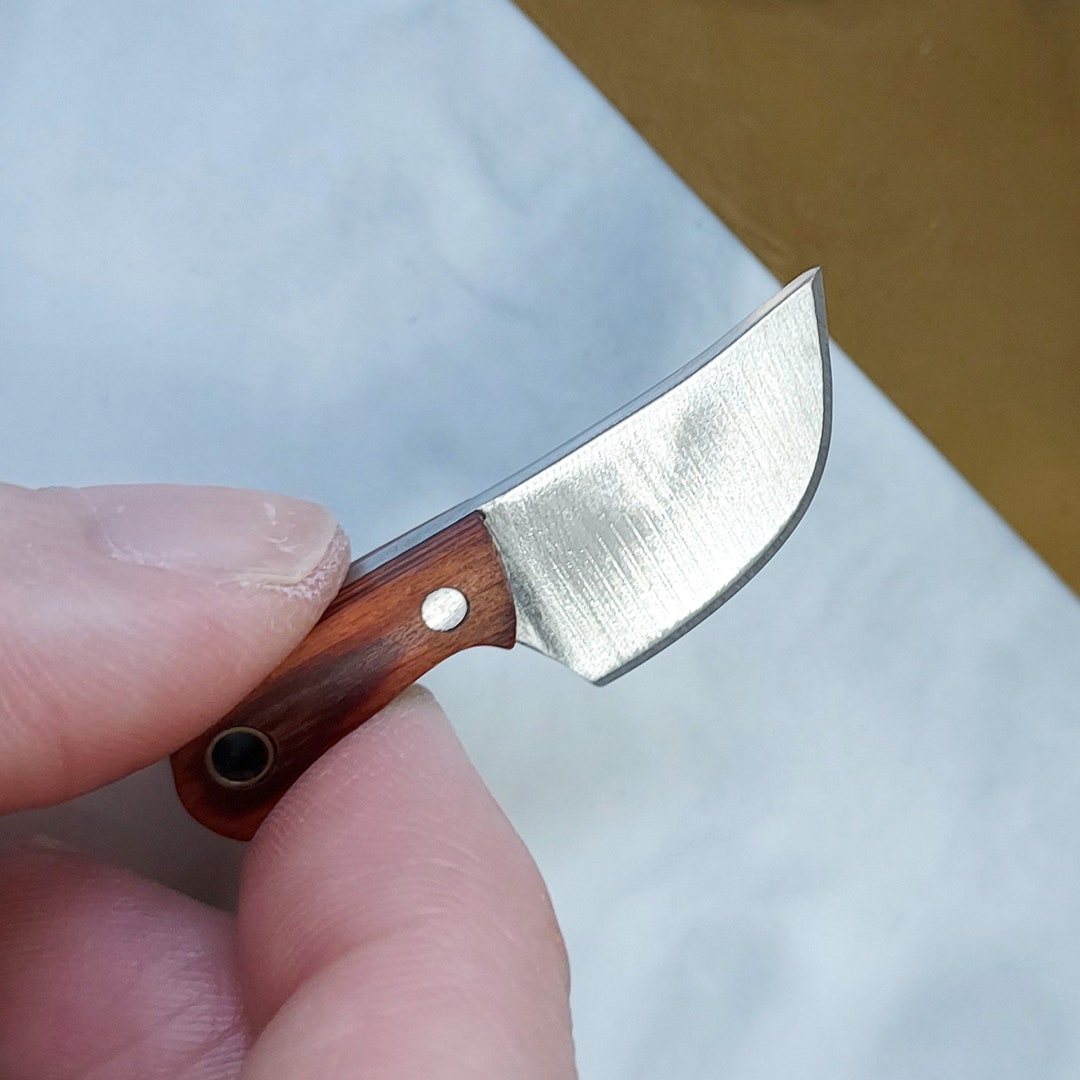 Handmade Miniature Kitchen Knife Damascus Steel Small Knife Box Package  Opener Pendant With Leather Sheath 