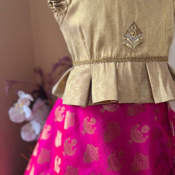 Gold and Magenta Pink Lehenga Choli for Kids/ Indian Ethnicwear / 3-4 years