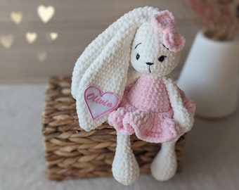 Personalisierte Häschen Spielzeug, handgemachte häkeln Kaninchen, erste Geburtstagsgeschenk, Ostergeschenk für Mädchen