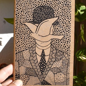 Carnet Kraft rustique Magritte, journal peint à la main, bloc-notes marron à couverture souple, carnet marron naturel avec papier d'art recyclé, colombe