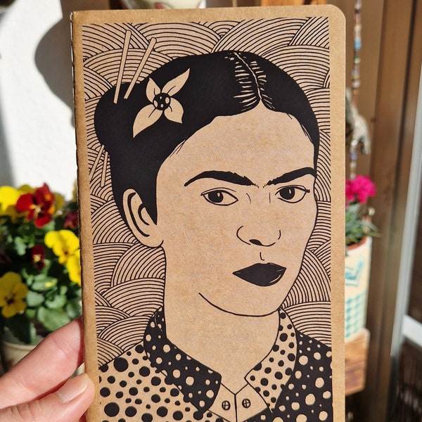 Frida Kahlo Notizbuch, Tagebuch, braunes Kraftpapier, handgenäht, Softcover-Notizblock, Notizbuch aus Recyclingpapier, Porträt einer Frau, mexikanische Malerin