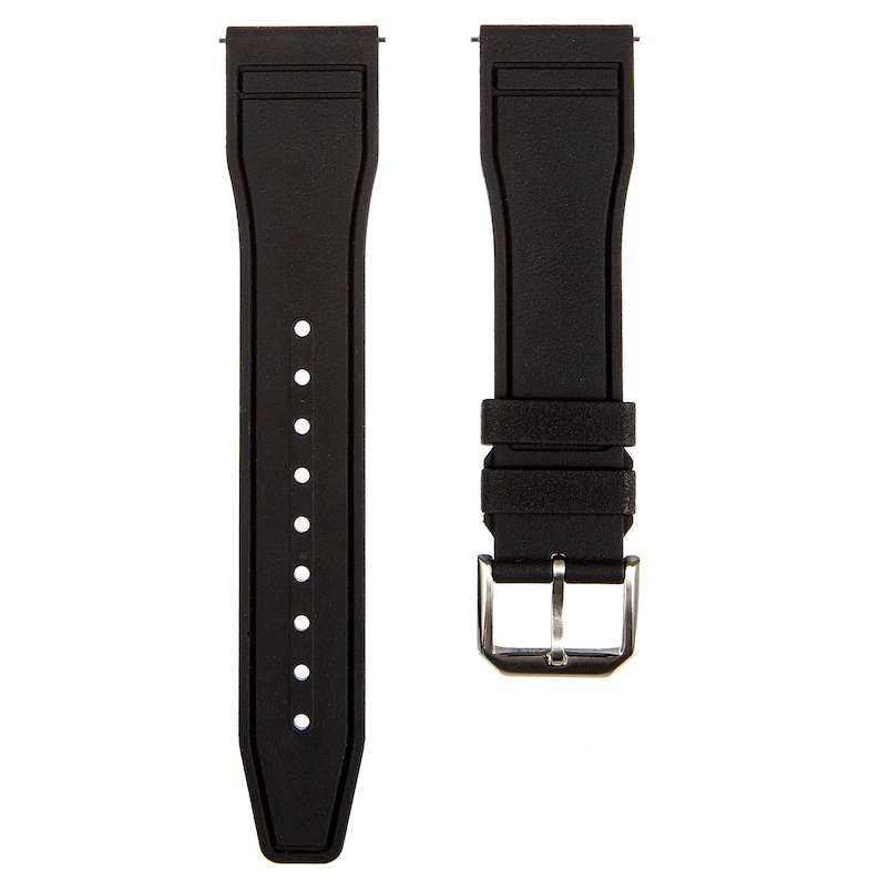 Op de afbeelding: Zwarte rubberen horlogeband met een zilveren gesp. Het band heeft een gestructureerd oppervlak en is ontworpen voor een horloge met een lugbreedte van 22 mm.