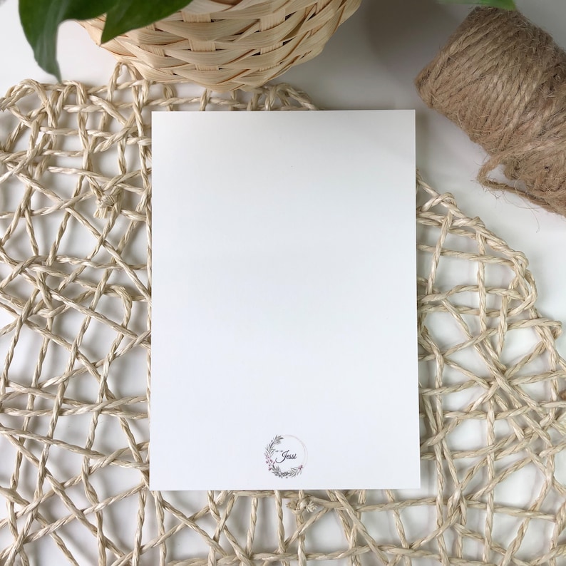 Rückseite einer Postkarte mit Logo von ART BY Jessi